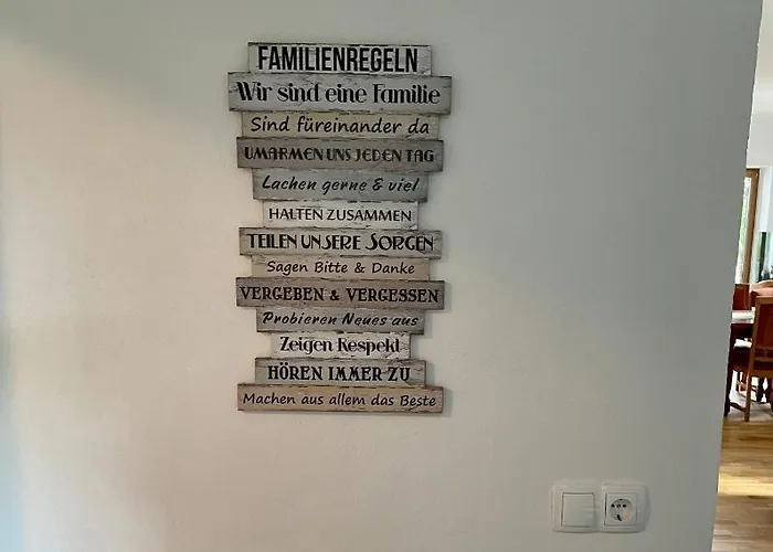 Freiblick 1 Bad Glbg Mit Garten Top1 باد غليشنبرج